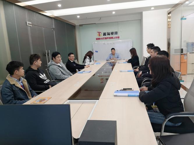 服务;文化艺术交流策划;制作,代理,发布国内各类广告;商务信息咨询